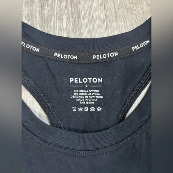 PELOTON Front Logo Black Twist Back Tank NWT Size Small - Picture 3 of 6